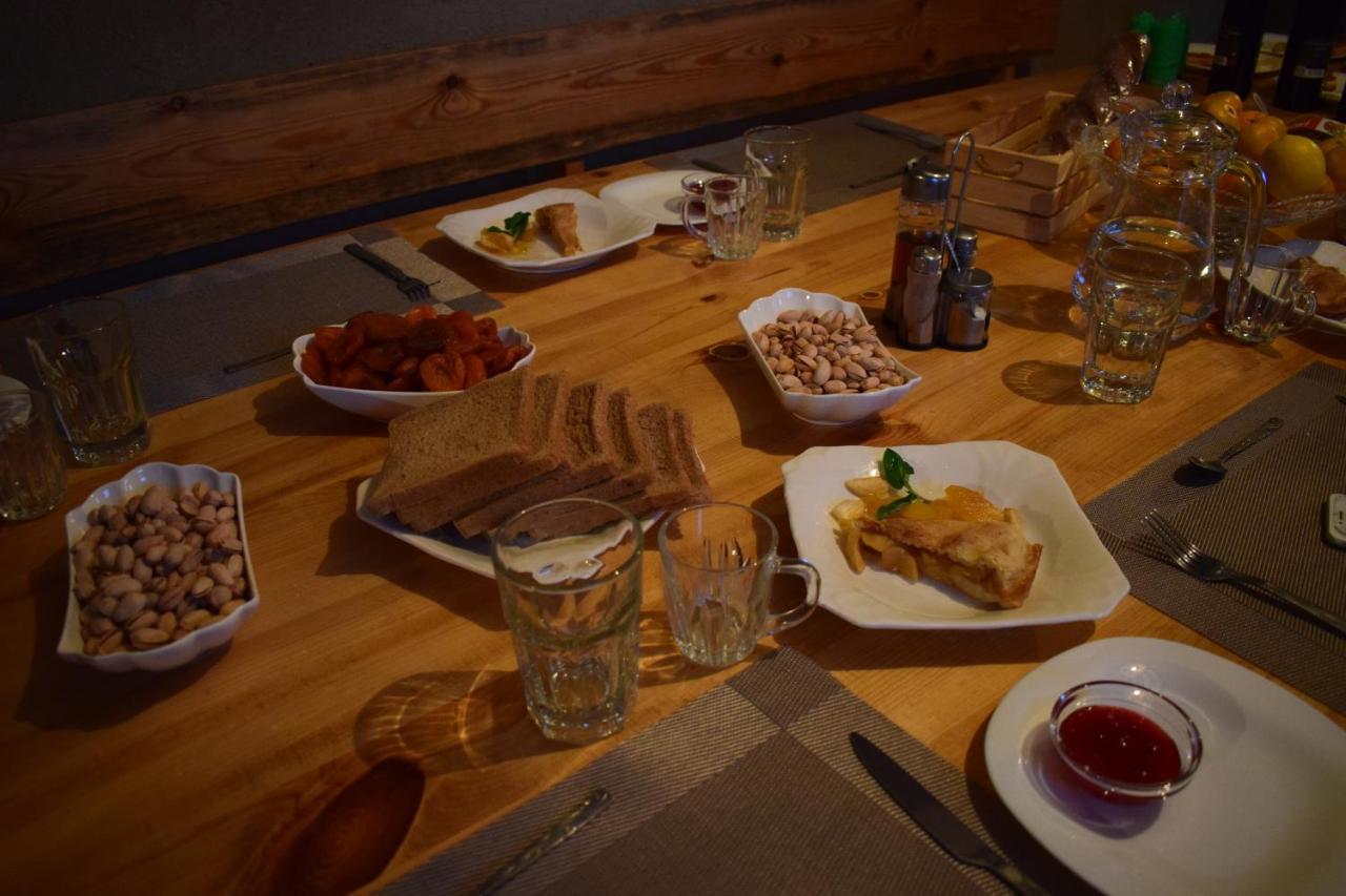 Beymaral Lodge Jyrgalan エクステリア 写真